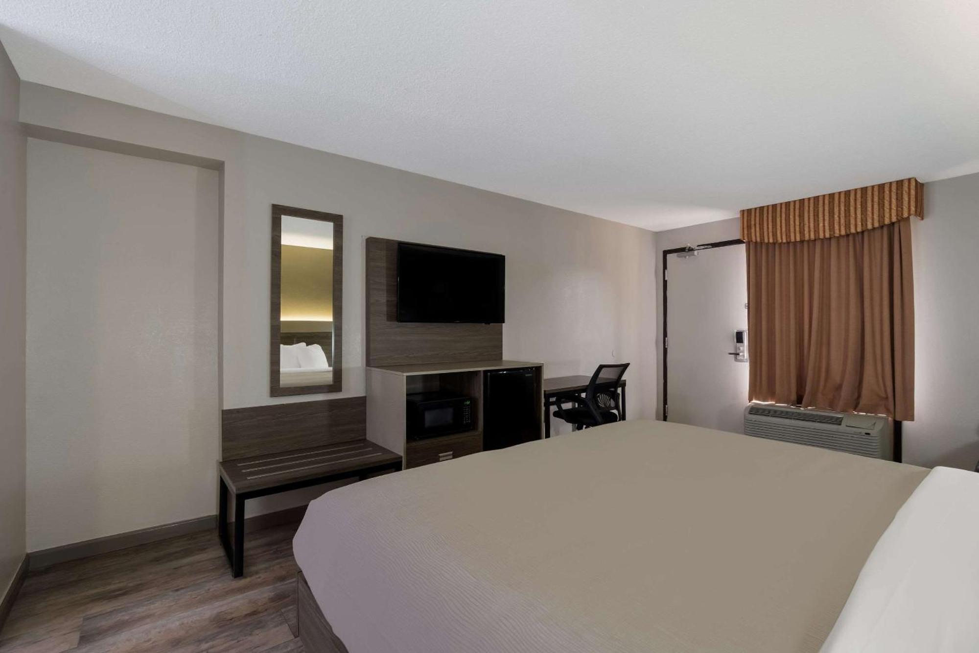 Quality Inn Fort Jackson Columbia Eksteriør billede