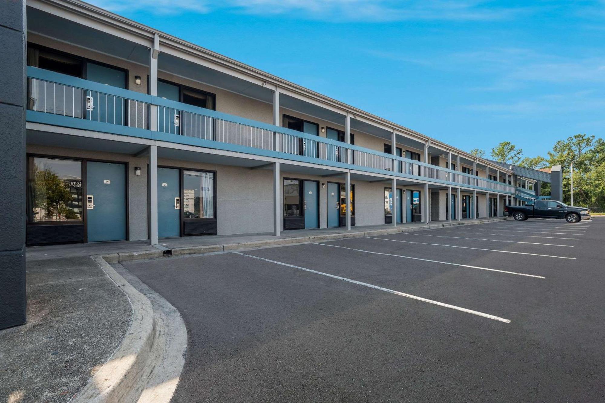 Quality Inn Fort Jackson Columbia Eksteriør billede